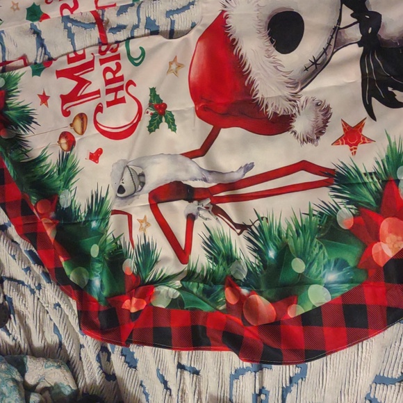 Nightmare before Christmas tree skirt - Picture 3 of 4